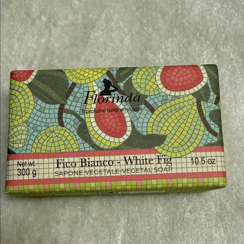 Florinda Fico Bianco (White Fig) Vegetal Soap - Colorful Mosaic Packaging